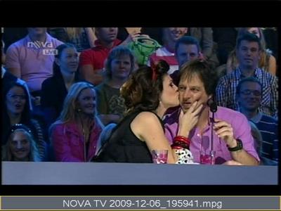 online masáž tvář online masáž tvář